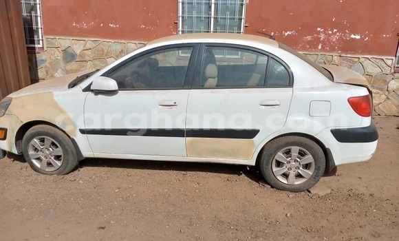 Buy Used Kia Rio White Car in Tema in Greater Accra Buy Used Kia Rio White Car in Tema in Greater Accra