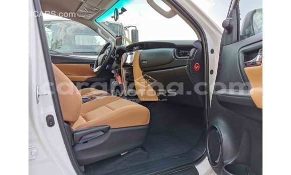 Buy Import Toyota Fortuner White Car in Import - Dubai in Ashanti Buy Import Toyota Fortuner White Car in Import - Dubai in Ashanti