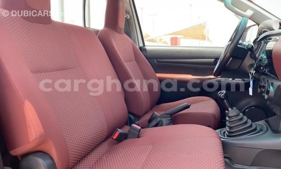 Ra Imported Toyota Hilux funfun Ọkọ̀ in Import - Dubai ni Ashanti Ra Imported Toyota Hilux funfun Ọkọ̀ in Import - Dubai ni Ashanti