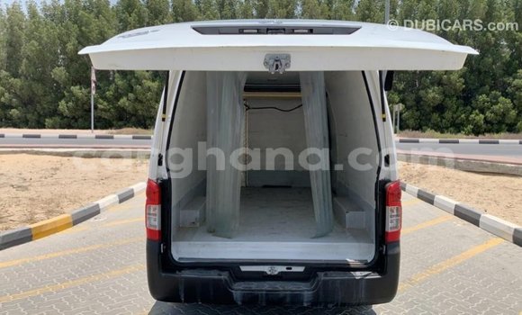 Buy Import Nissan Urvan White Car in Import - Dubai in Ashanti Buy Import Nissan Urvan White Car in Import - Dubai in Ashanti