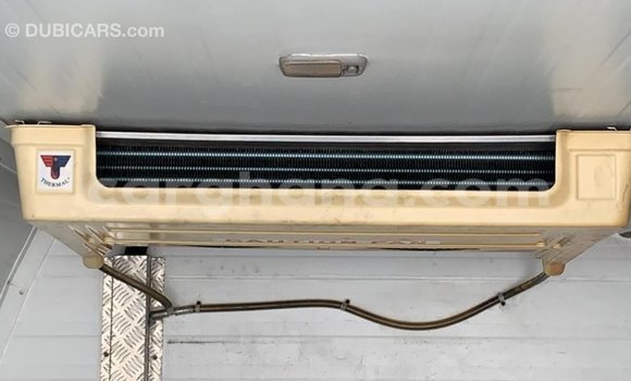 Buy Import Nissan Urvan White Car in Import - Dubai in Ashanti Buy Import Nissan Urvan White Car in Import - Dubai in Ashanti