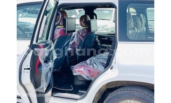 Ra Imported Lexus LX funfun Ọkọ̀ in Import - Dubai ni Ashanti Ra Imported Lexus LX funfun Ọkọ̀ in Import - Dubai ni Ashanti