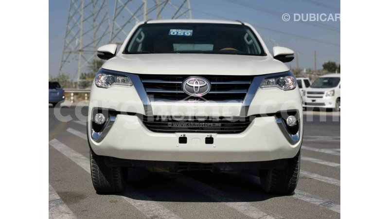 Big with watermark toyota fortuner ashanti import dubai 26650