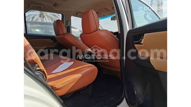 Big with watermark toyota fortuner ashanti import dubai 26650