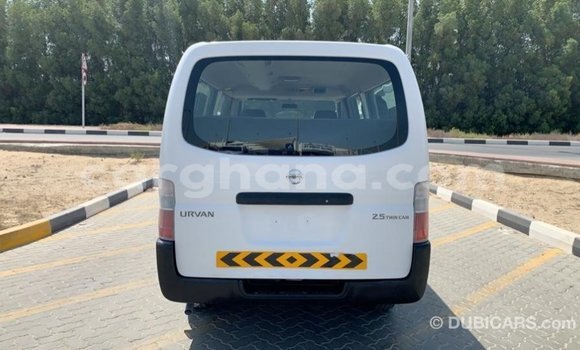 Sayi Imported Nissan Urvan White Mota in Import - Dubai a Ashanti Sayi Imported Nissan Urvan White Mota in Import - Dubai a Ashanti