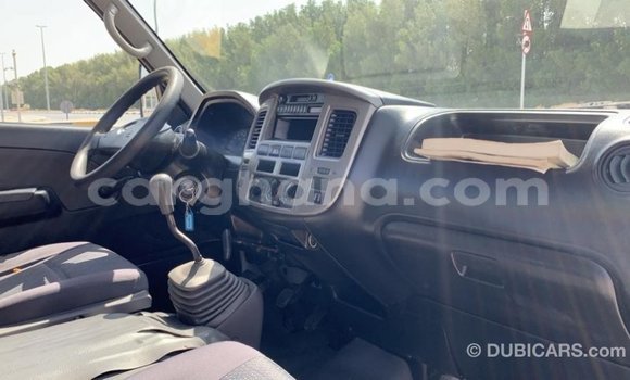 Sayi Imported Nissan Urvan White Mota in Import - Dubai a Ashanti Sayi Imported Nissan Urvan White Mota in Import - Dubai a Ashanti