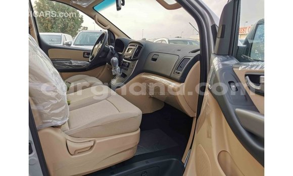 Buy Import Hyundai Accent Other Car in Import - Dubai in Ashanti Buy Import Hyundai Accent Other Car in Import - Dubai in Ashanti