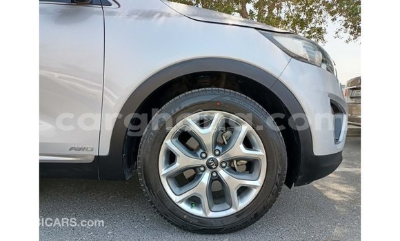 Sayi Imported Kia Sorento Sauran Mota in Import - Dubai a Ashanti Sayi Imported Kia Sorento Sauran Mota in Import - Dubai a Ashanti