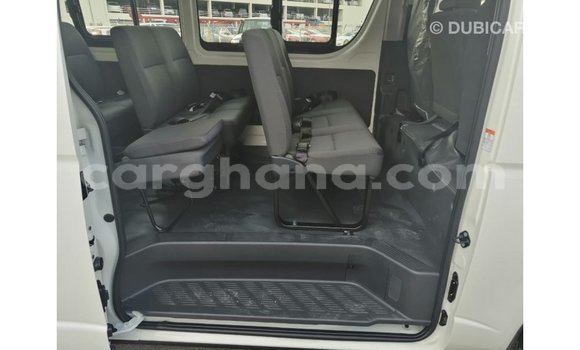Ra Imported Toyota Hiace funfun Ọkọ̀ in Import - Dubai ni Ashanti Ra Imported Toyota Hiace funfun Ọkọ̀ in Import - Dubai ni Ashanti