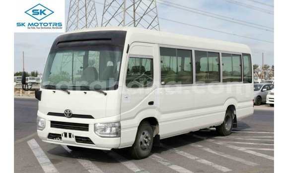Sayi Imported Toyota Coaster White Mota in Import - Dubai a Ashanti Sayi Imported Toyota Coaster White Mota in Import - Dubai a Ashanti
