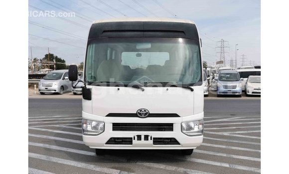 Sayi Imported Toyota Coaster White Mota in Import - Dubai a Ashanti Sayi Imported Toyota Coaster White Mota in Import - Dubai a Ashanti