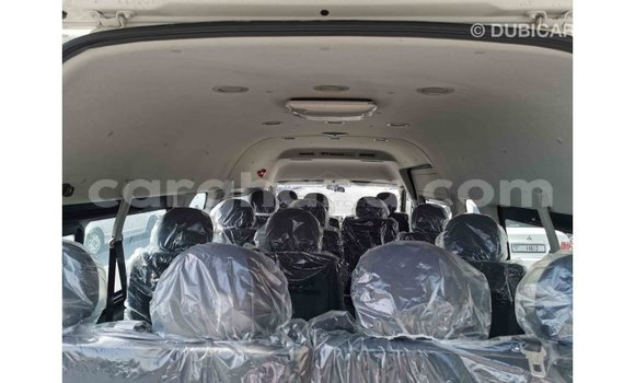 Ra Imported Foton Tunland funfun Ọkọ̀ in Import - Dubai ni Ashanti Ra Imported Foton Tunland funfun Ọkọ̀ in Import - Dubai ni Ashanti