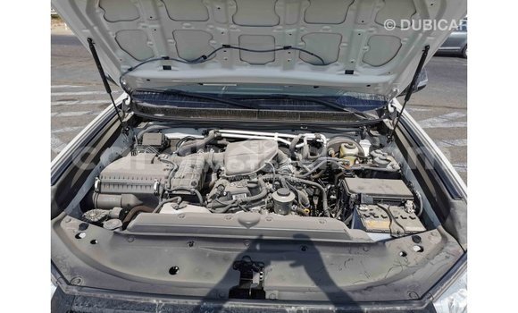 Ra Imported Toyota Prado funfun Ọkọ̀ in Import - Dubai ni Ashanti Ra Imported Toyota Prado funfun Ọkọ̀ in Import - Dubai ni Ashanti