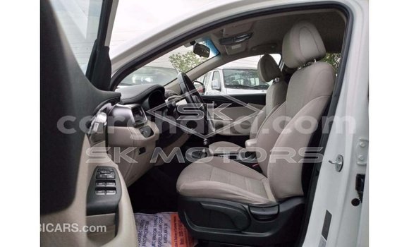 Buy Import Kia Sorento White Car in Import - Dubai in Ashanti Buy Import Kia Sorento White Car in Import - Dubai in Ashanti