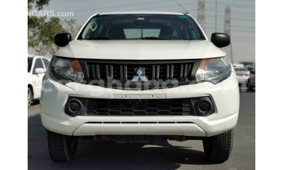 Ra Imported Mitsubishi L200 funfun Ọkọ̀ in Import - Dubai ni Ashanti Ra Imported Mitsubishi L200 funfun Ọkọ̀ in Import - Dubai ni Ashanti