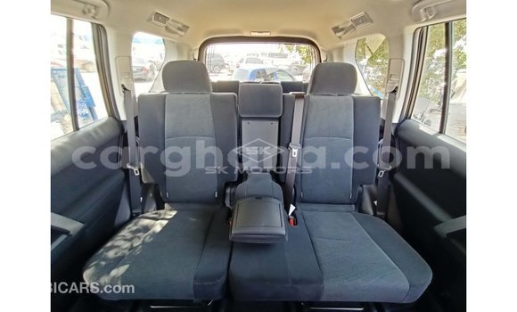 Ra Imported Toyota Prado Brown Ọkọ̀ in Import - Dubai ni Ashanti Ra Imported Toyota Prado Brown Ọkọ̀ in Import - Dubai ni Ashanti