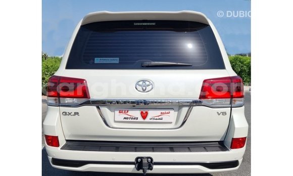 Ra Imported Toyota Land Cruiser funfun Ọkọ̀ in Import - Dubai ni Ashanti Ra Imported Toyota Land Cruiser funfun Ọkọ̀ in Import - Dubai ni Ashanti