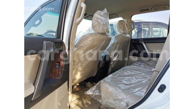 Big with watermark toyota prado ashanti import dubai 26790