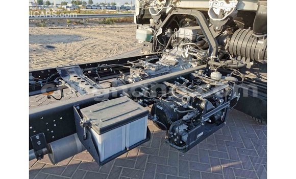 Sayi Imported Isuzu Rodeo White Mota in Import - Dubai a Ashanti Sayi Imported Isuzu Rodeo White Mota in Import - Dubai a Ashanti