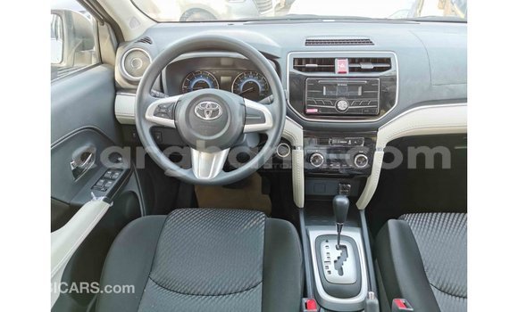 Ra Imported Toyota Rush funfun Ọkọ̀ in Import - Dubai ni Ashanti Ra Imported Toyota Rush funfun Ọkọ̀ in Import - Dubai ni Ashanti