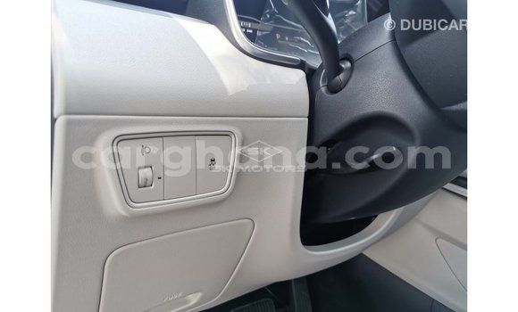 Sayi Imported Hyundai Tucson White Mota in Import - Dubai a Ashanti Sayi Imported Hyundai Tucson White Mota in Import - Dubai a Ashanti