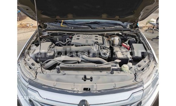 Buy Import Mitsubishi Montero Brown Car in Import - Dubai in Ashanti Buy Import Mitsubishi Montero Brown Car in Import - Dubai in Ashanti