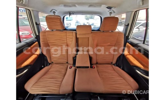 Buy Import Toyota Innova White Car in Import - Dubai in Ashanti Buy Import Toyota Innova White Car in Import - Dubai in Ashanti