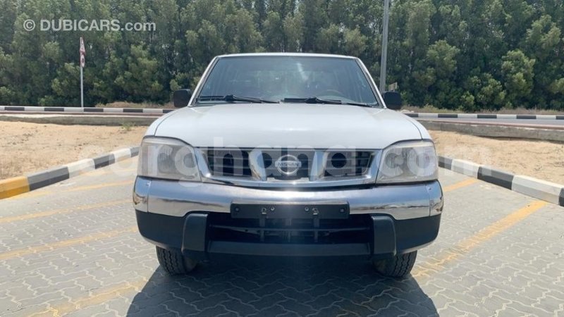 Big with watermark nissan pickup ashanti import dubai 26920