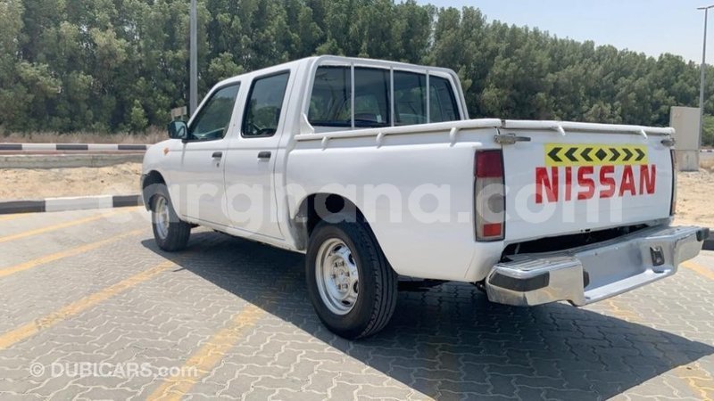 Big with watermark nissan pickup ashanti import dubai 26920