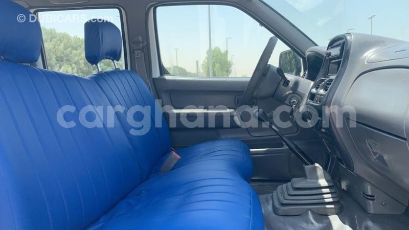 Big with watermark nissan pickup ashanti import dubai 26920