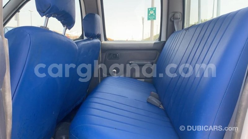 Big with watermark nissan pickup ashanti import dubai 26920