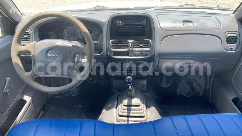 Big with watermark nissan pickup ashanti import dubai 26920