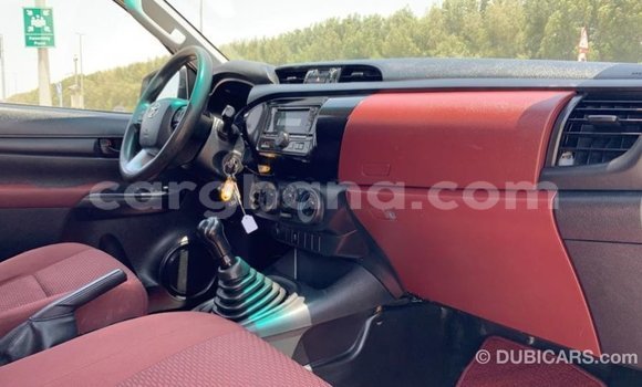 Sayi Imported Toyota Hilux White Mota in Import - Dubai a Ashanti Sayi Imported Toyota Hilux White Mota in Import - Dubai a Ashanti