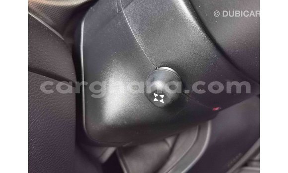 Buy Import Dodge Challenger White Car in Import - Dubai in Ashanti Buy Import Dodge Challenger White Car in Import - Dubai in Ashanti