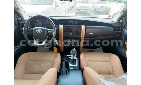 Buy Import Toyota Fortuner White Car in Import - Dubai in Ashanti Buy Import Toyota Fortuner White Car in Import - Dubai in Ashanti