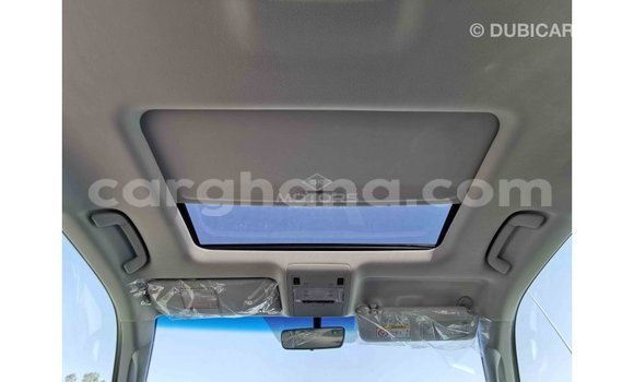 Sayi Imported Toyota Land Cruiser White Mota in Import - Dubai a Ashanti Sayi Imported Toyota Land Cruiser White Mota in Import - Dubai a Ashanti