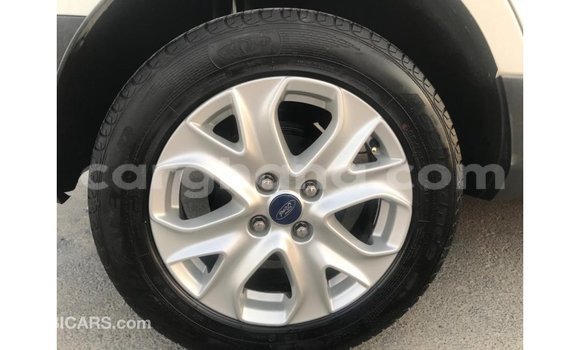 Sayi Imported FORD MUSTANG White Mota in Import - Dubai a Ashanti Sayi Imported FORD MUSTANG White Mota in Import - Dubai a Ashanti