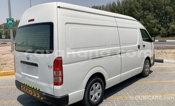 Ra Imported Toyota Hiace funfun Ọkọ̀ in Import - Dubai ni Ashanti Ra Imported Toyota Hiace funfun Ọkọ̀ in Import - Dubai ni Ashanti