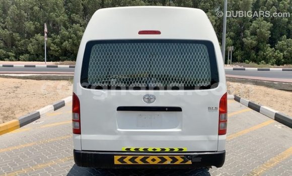 Ra Imported Toyota Hiace funfun Ọkọ̀ in Import - Dubai ni Ashanti Ra Imported Toyota Hiace funfun Ọkọ̀ in Import - Dubai ni Ashanti