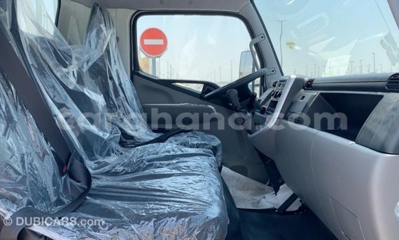 Buy Import Mitsubishi Carisma White Car in Import - Dubai in Ashanti Buy Import Mitsubishi Carisma White Car in Import - Dubai in Ashanti