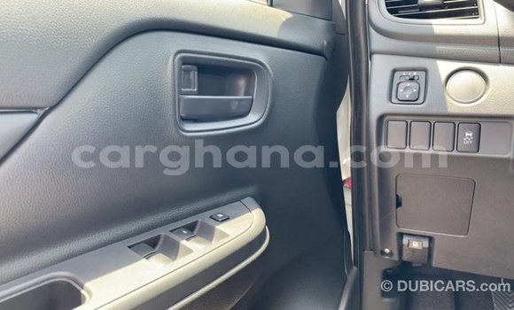 Buy Import Mitsubishi L200 White Car in Import - Dubai in Ashanti Buy Import Mitsubishi L200 White Car in Import - Dubai in Ashanti
