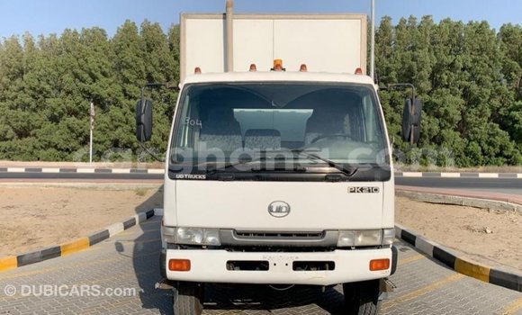 Sayi Imported Nissan Evalia White Babbar mota in Import - Dubai a Ashanti Sayi Imported Nissan Evalia White Babbar mota in Import - Dubai a Ashanti