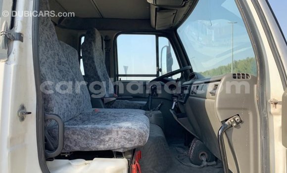 Sayi Imported Nissan Evalia White Babbar mota in Import - Dubai a Ashanti Sayi Imported Nissan Evalia White Babbar mota in Import - Dubai a Ashanti