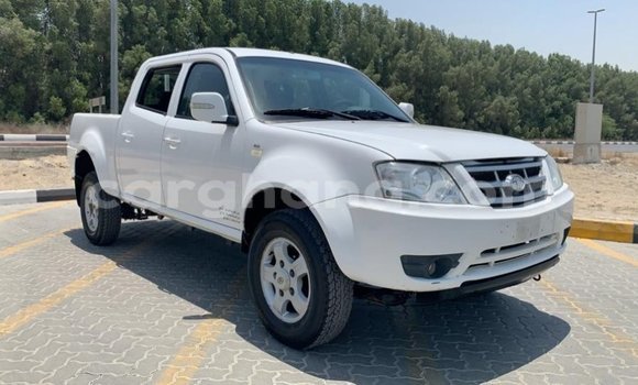 Buy Import Tata Xenon White Car in Import - Dubai in Ashanti