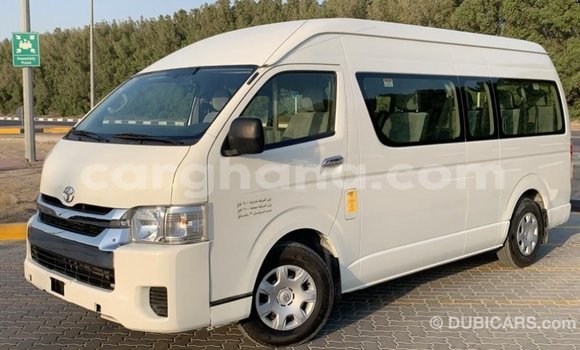 Sayi Imported Toyota Hiace White Mota in Import - Dubai a Ashanti Sayi Imported Toyota Hiace White Mota in Import - Dubai a Ashanti