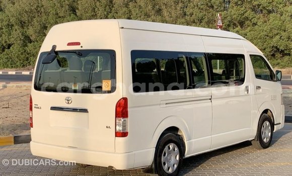 Sayi Imported Toyota Hiace White Mota in Import - Dubai a Ashanti Sayi Imported Toyota Hiace White Mota in Import - Dubai a Ashanti