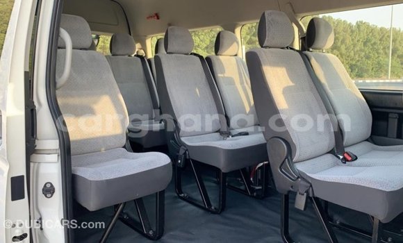 Sayi Imported Toyota Hiace White Mota in Import - Dubai a Ashanti Sayi Imported Toyota Hiace White Mota in Import - Dubai a Ashanti