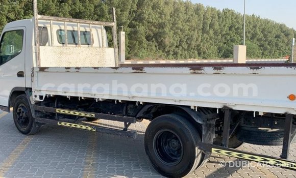 Ra Imported Mitsubishi i funfun Ọkọ̀ in Import - Dubai ni Ashanti Ra Imported Mitsubishi i funfun Ọkọ̀ in Import - Dubai ni Ashanti