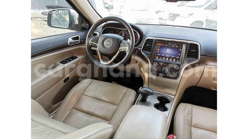 Big with watermark jeep grand cherokee ashanti import dubai 27047