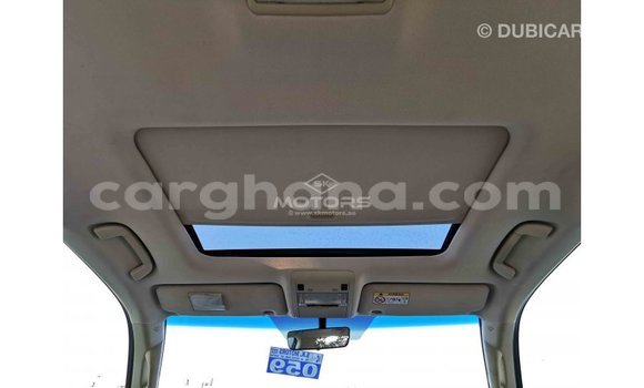 Buy Import Toyota Land Cruiser White Car in Import - Dubai in Ashanti Buy Import Toyota Land Cruiser White Car in Import - Dubai in Ashanti